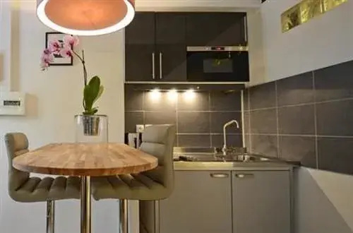 Short Stay Apartments - Residence Temple — забронировать отель в Париже