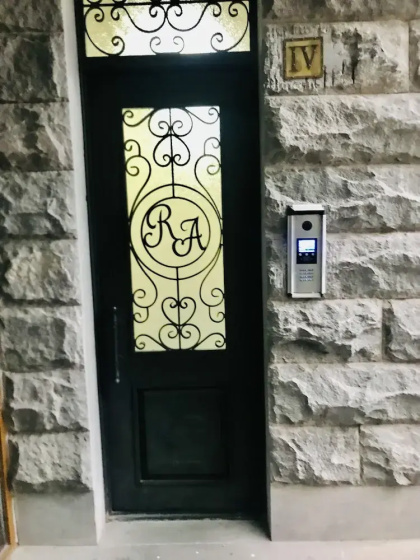 My flat near METEKHI — забронировать отель в Тбилиси