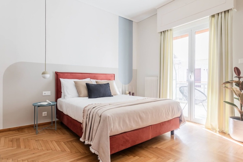 Petite 1BR Apartment in Exarchia — комфортный отель в Афины