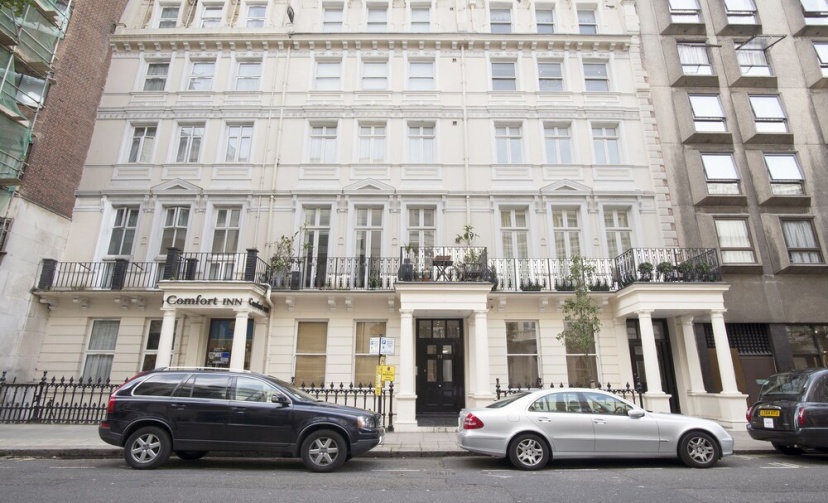 Bayswater 2 Bed Apartment with Terrace — отель с удобствами в Лондоне