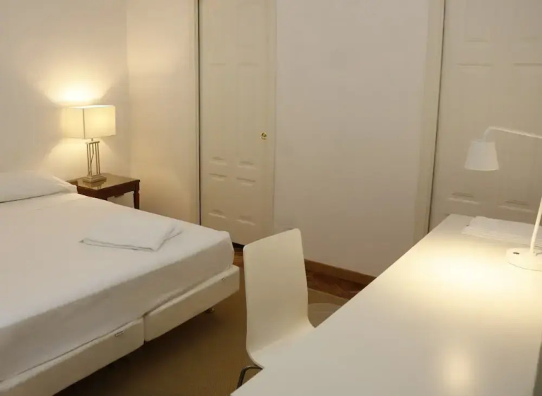 dHomes - Apartments and Rooms - Room 102 — комфортный отель в Милане