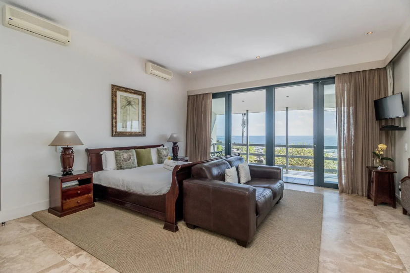 51 On Camps Bay — отель в Кейптауне, Южноафриканская Республика