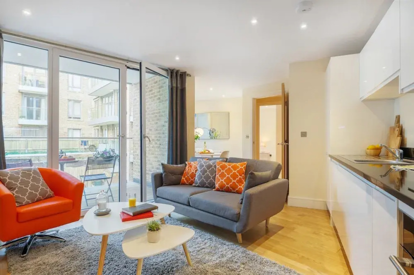 Two Bedroom Apartment in Limehouse — комфортный отель в Лондоне
