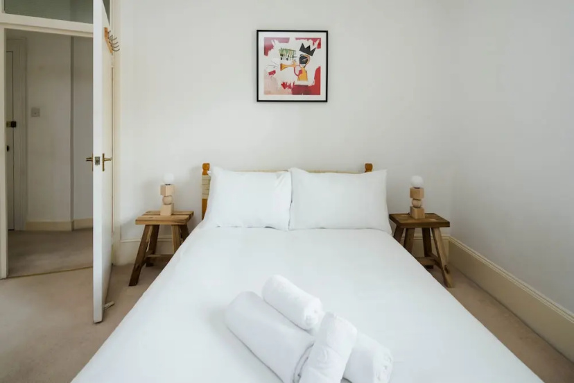 Beautiful Designer Flat in Maida Vale, Sleeps 4 2 — отель в Лондоне, Соединенное Королевство