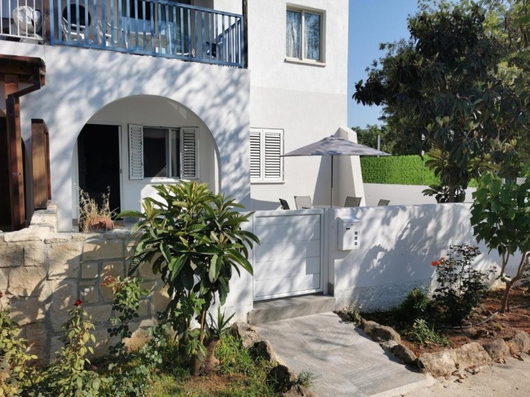 Paphos Gardens Apartment — отель с удобным расположением в Пафос
