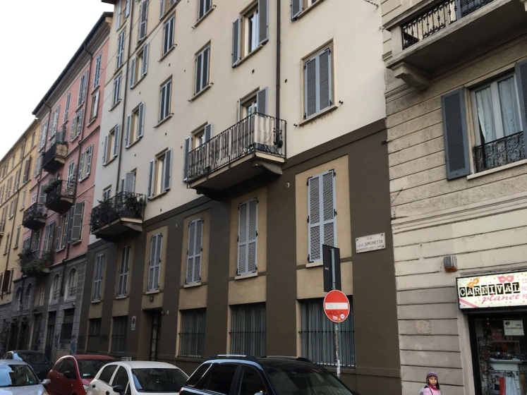 "borgo Santa Lucia, Casa Legnaia" — отель с удобным расположением в Милане