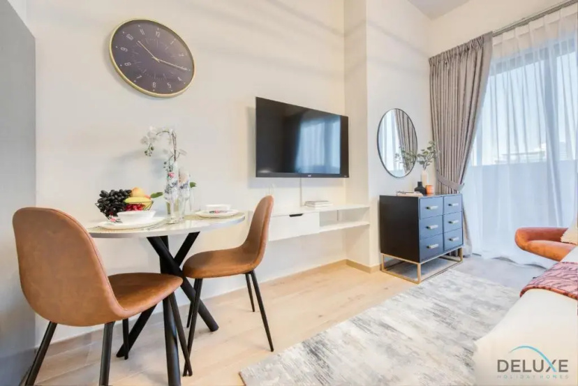 Charming Studio at Azizi Aura Residences Downtown Jebel Ali by Deluxe Holiday Homes — забронировать отель в Дубае