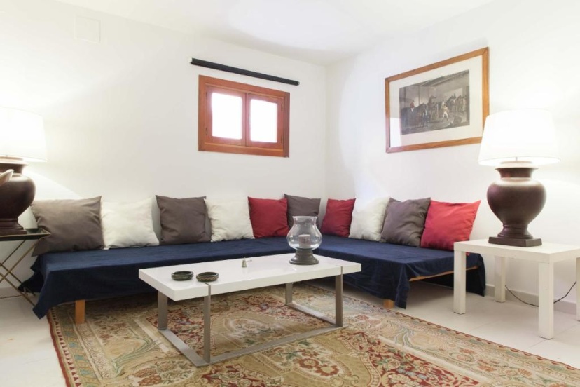 For You Rentals Alfonso XIII Apartment — забронировать отель в Мадриде