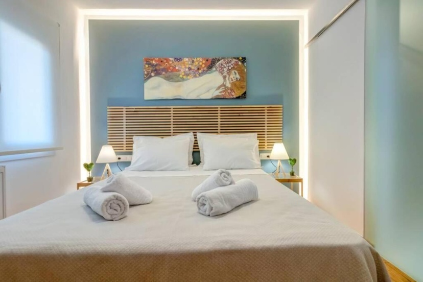 Koukaki lux 2BD 1master ap Next to Acropolis — забронировать отель в Афины