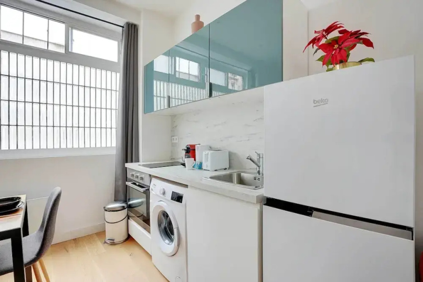 Apartment in Bastille With 1 Room — комфортный отель в Париже