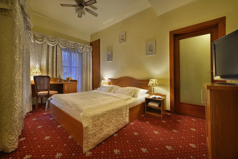 Hotel U Tri Pstrosu — отель рядом с интересными местами в Праге