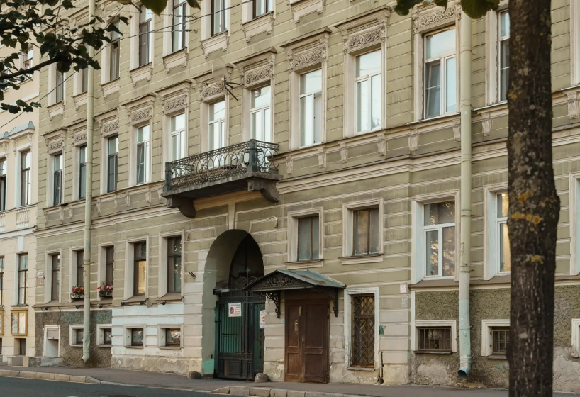 Buyart Apartments (Байарт Апартментс) на набережной реки Фонтанки — забронировать отель в Санкт-Петербурге