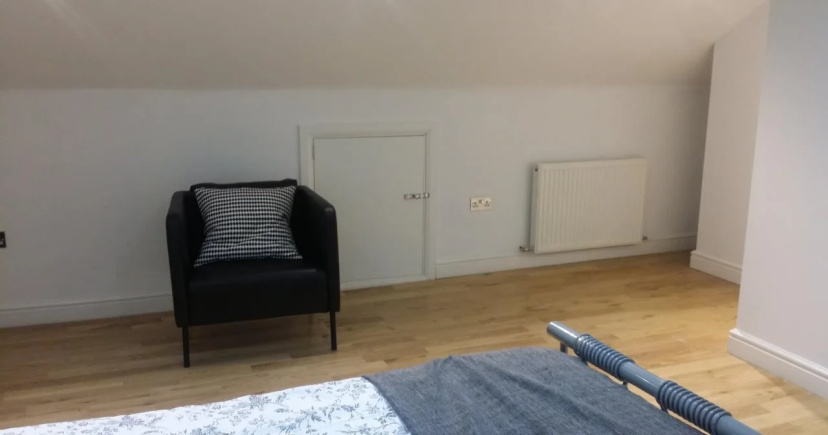 Coulsdon Place Apartments — отель с удобным расположением в Лондоне