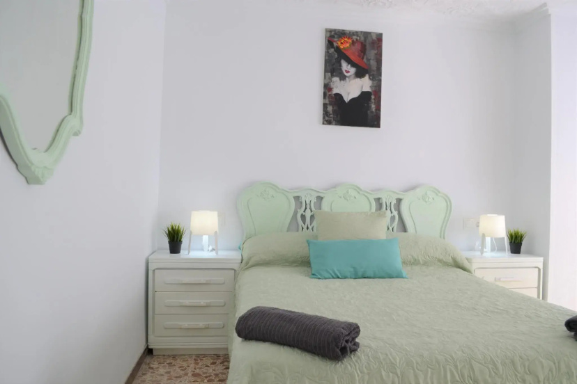 Цены на Fantastic 1 bedroom Apartment with Gallery (CB6EV) в Аликанте