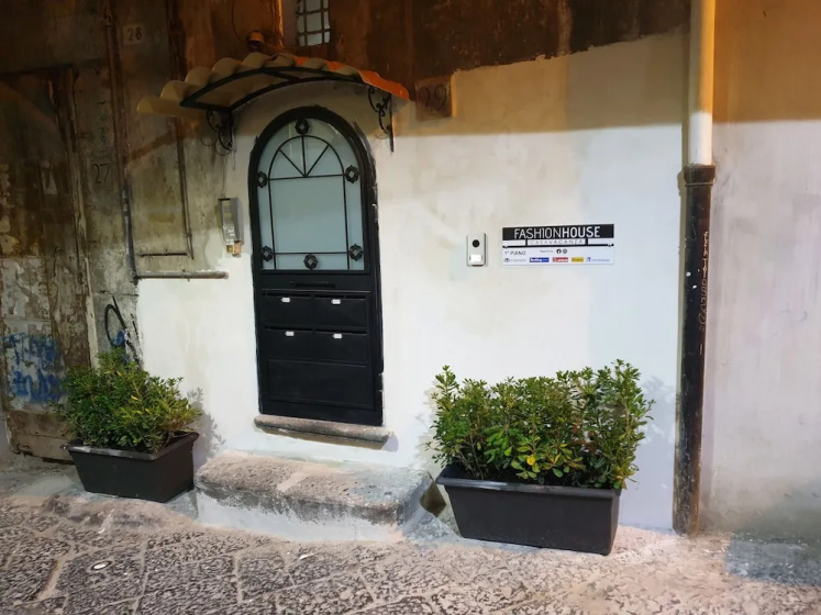Casa Cupiello — отель с удобствами в Неаполе