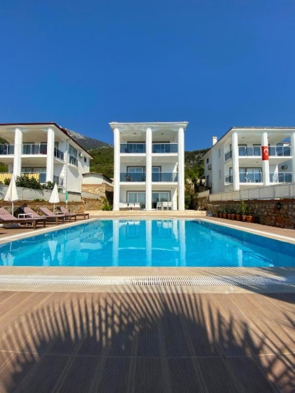 Luxury Panorama View Villa — отель с удобным расположением в Олюдениз
