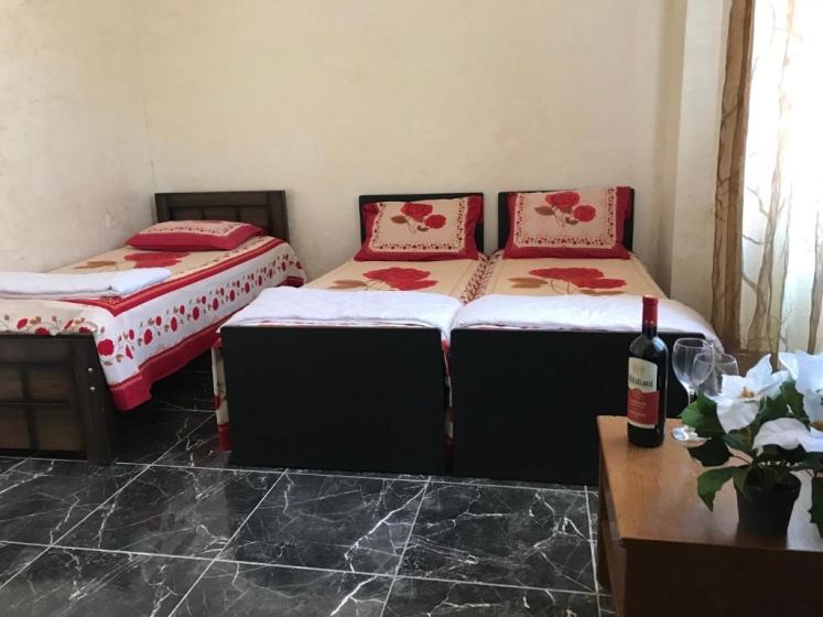 Guest House Chexovi 24 — забронировать отель в Кобулети