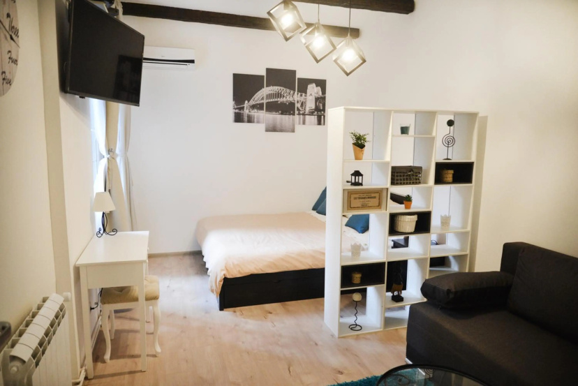 Sara-mala Apartments — забронировать отель в Белграде