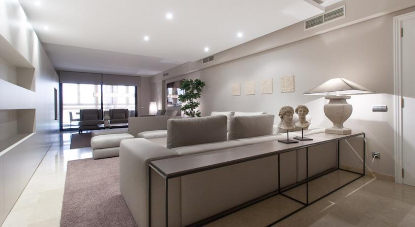 Valencia Luxury Alameda Palace — отель с удобным расположением в Валенсии