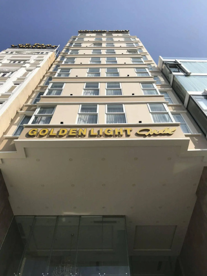 Golden Light Hotel — комфортный отель в Дананге