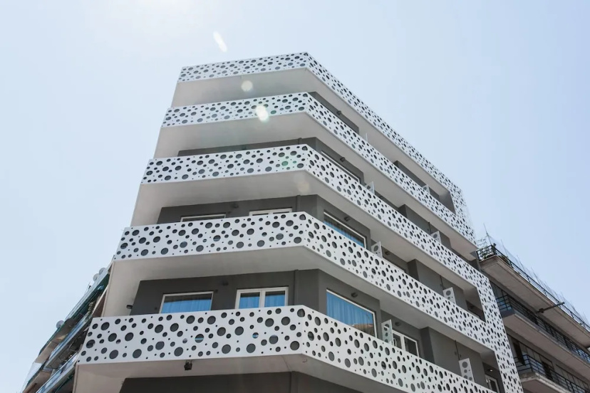 WYZ Athens Apartments by UPSTREET — отель с удобствами в Афины