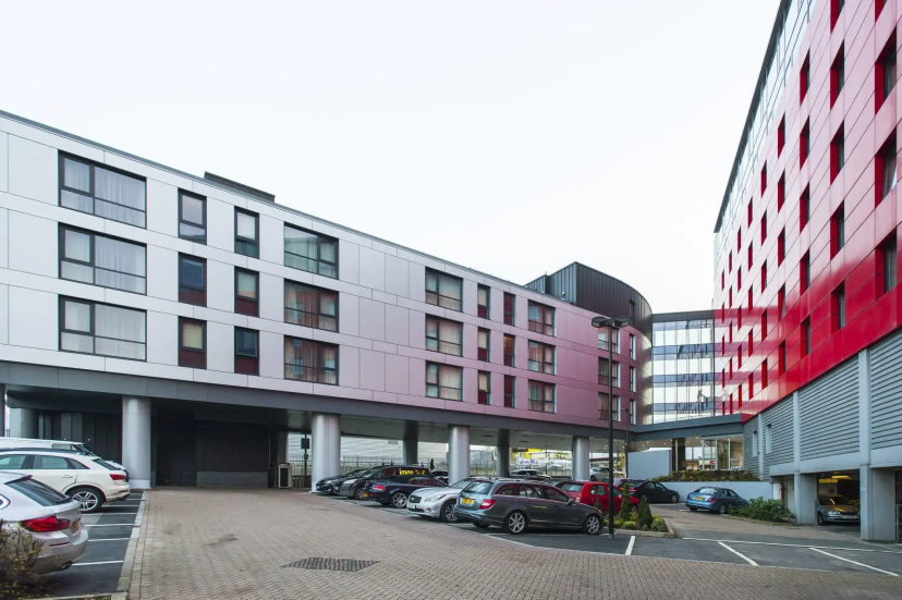 Цены на Holiday Inn London - West by IHG в Лондоне