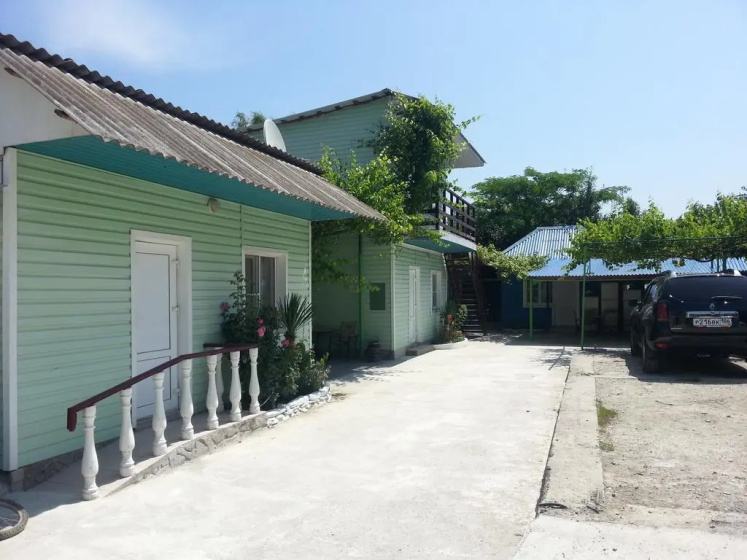 Guest House Bereg — забронировать отель в Лермонтово