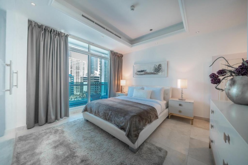 HiGuests - Spacious 1BR in Dubai Marina With Amazing Views — отель в Дубае, Объединенные Арабские Эмираты