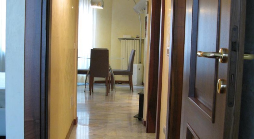 Appartamento Piazza Napoli — отель с удобствами в Милане