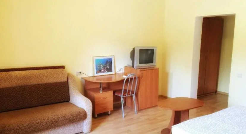 Zolotoy Kashtan Guest House — отель с удобным расположением в Архипо-Осиповке