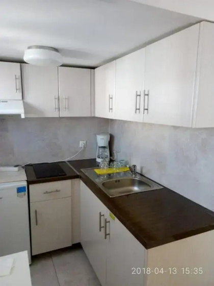 Cozy Apartment With Side View of Acropolis — отель с удобным расположением в Афины