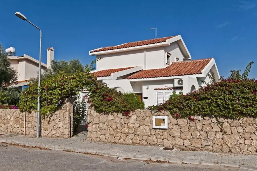 Villa Tembel by Amy Villas 3 — отель в Кирения, Кипр
