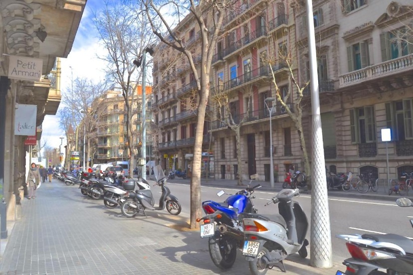 BizFlats Eixample Apartments — забронировать отель в Барселоне