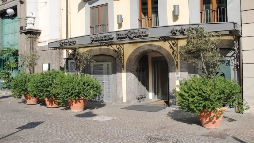 Сравните цены на Palazzo Turchini в Неаполе