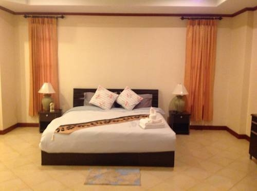 Tave Villa Phuket 3 — отель в Патонг, Таиланд