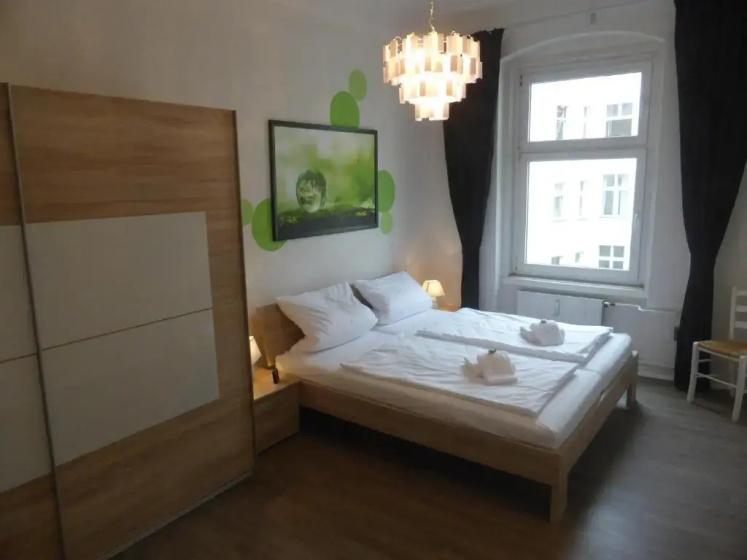 Apartments Dahlie & Nelke — отель с удобствами в Берлине