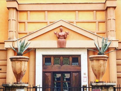 Цены на Casa di Vesta в Риме