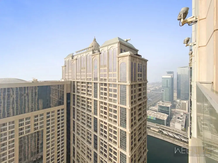 WelHome - Stunning 3BR Apartment with Balcony and Canal View — отзывы гостей и цены