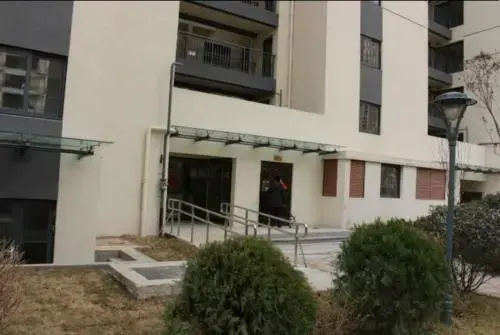 Qingdao Jinshatan Beach Time Apartment 3 — отель в Циндао, Китай