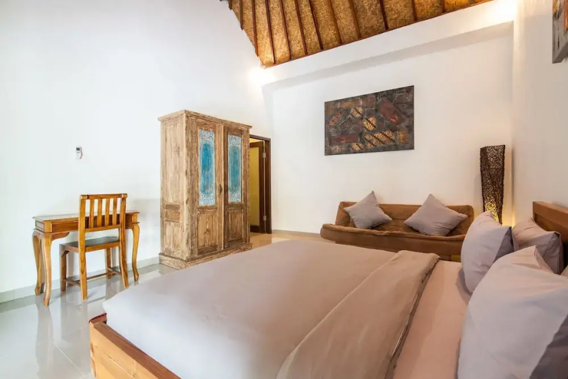 Casaluna Villa — забронировать отель в Денпасар