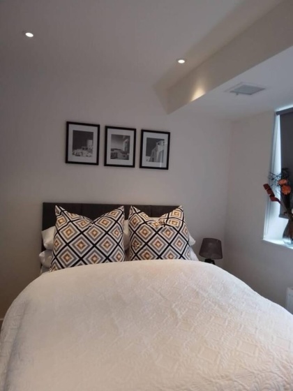 Whole Apartment 5mins to East Croydon & Concierge — комфортный отель в Лондоне