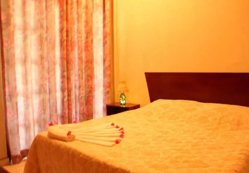 Цены на Vizzava Villa в Хиккадува