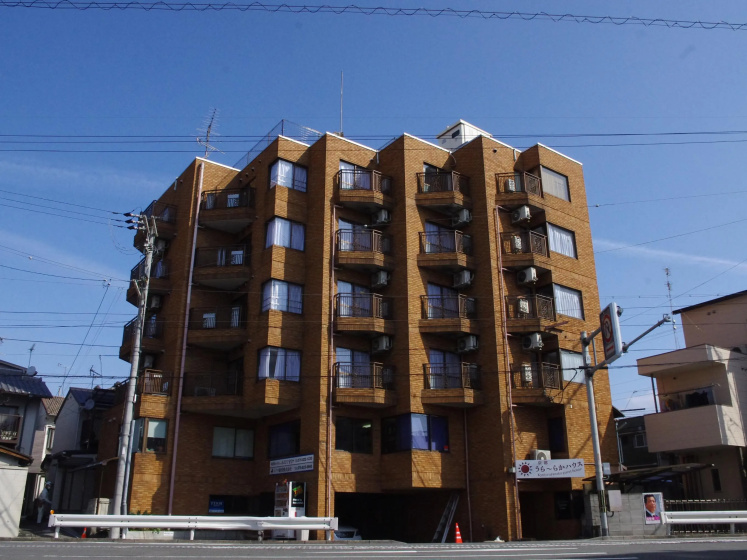 Kyoto Uraraka Guest House — забронировать отель в Киото