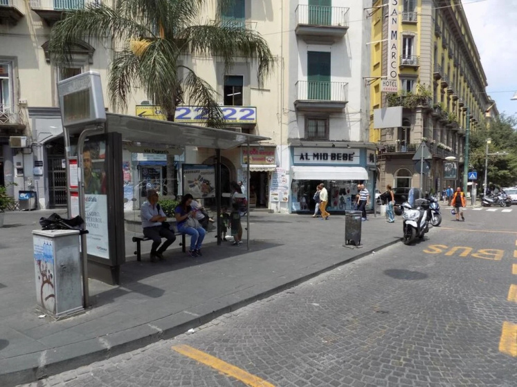 Цены на Apartment With 2 Bedrooms in Napoli, With Wifi Near the Beach в Неаполе