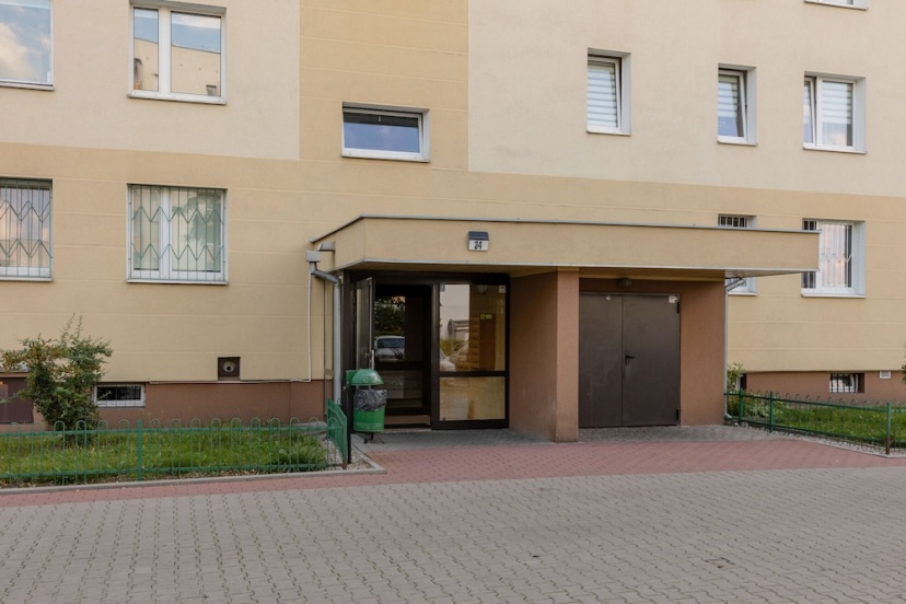 2-bedroom Franciszka Kawy 34 by Renters — отель в Варшаве, Польша