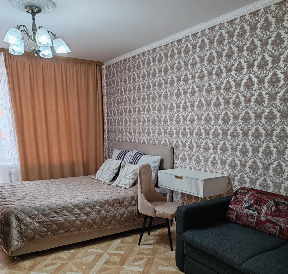 Apartamenty v mikrorajone 16A — забронировать отель в Нефтеюганск