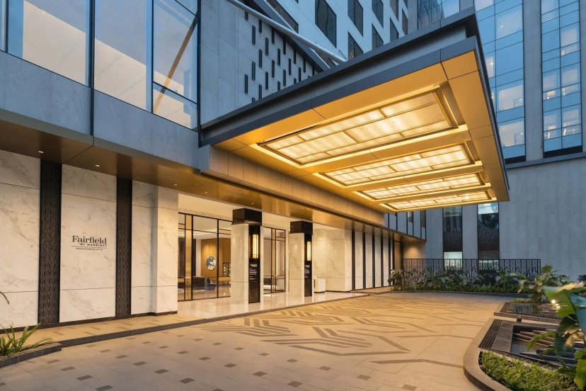 Fairfield by Marriott Mumbai International Airport — отель в Мумбаи для отдыха