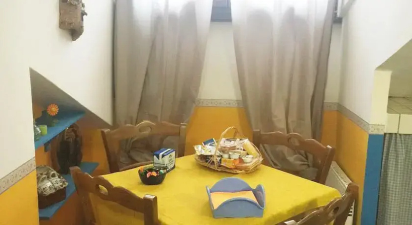 Holiday House La Nebbia — отель с удобствами в Риме