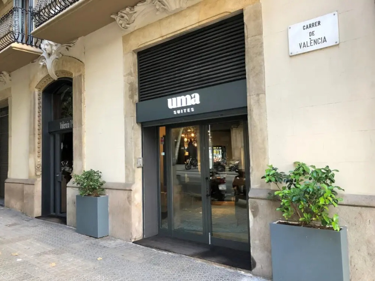 Uma Suites Bruc Barcelona — забронировать отель в Барселоне
