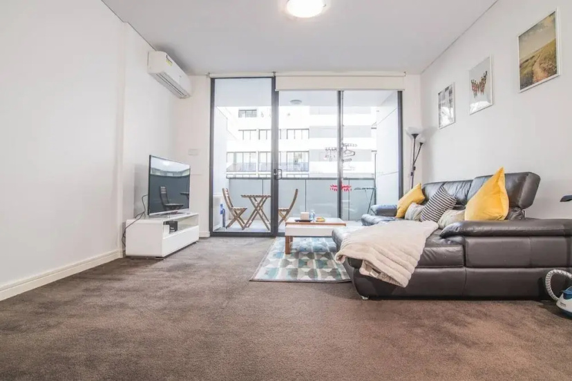 2bed2bath APT at Wolli Creek+P* Close to Airport — забронировать отель в Сиднее